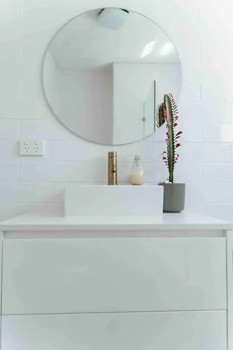 Paradise 31 - Pink Oasis In The Heart Of The Gc Gold Coast